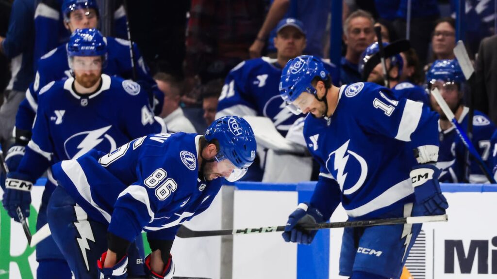 Lightning’s momentary lapses lead to loss against Wild