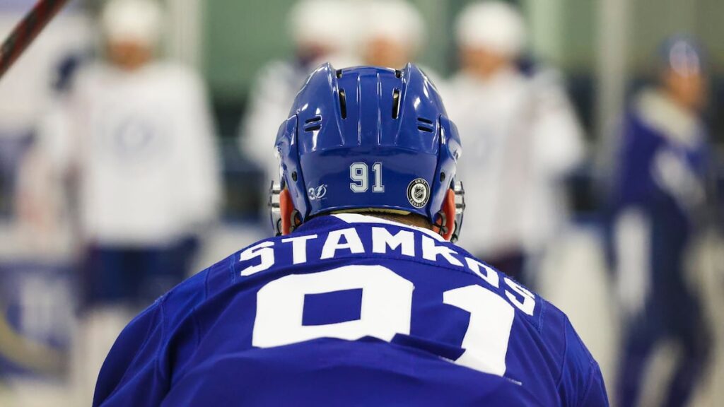 Just because he’s gone doesn’t mean you can’t cheer for Steven Stamkos