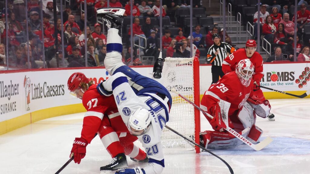 Lightning blanked by Red Wings, drop 3 of 4 on trip