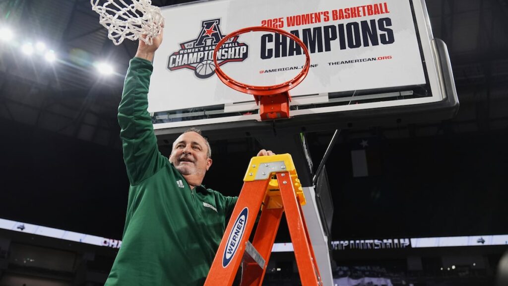 USF women win AAC Tournament title, earn automatic NCAA berth